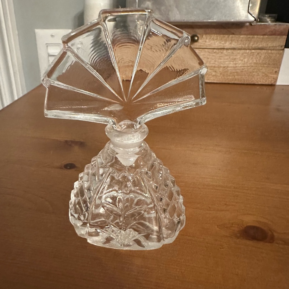 Vintage Crystal Glass Refillable Perfume Bottle